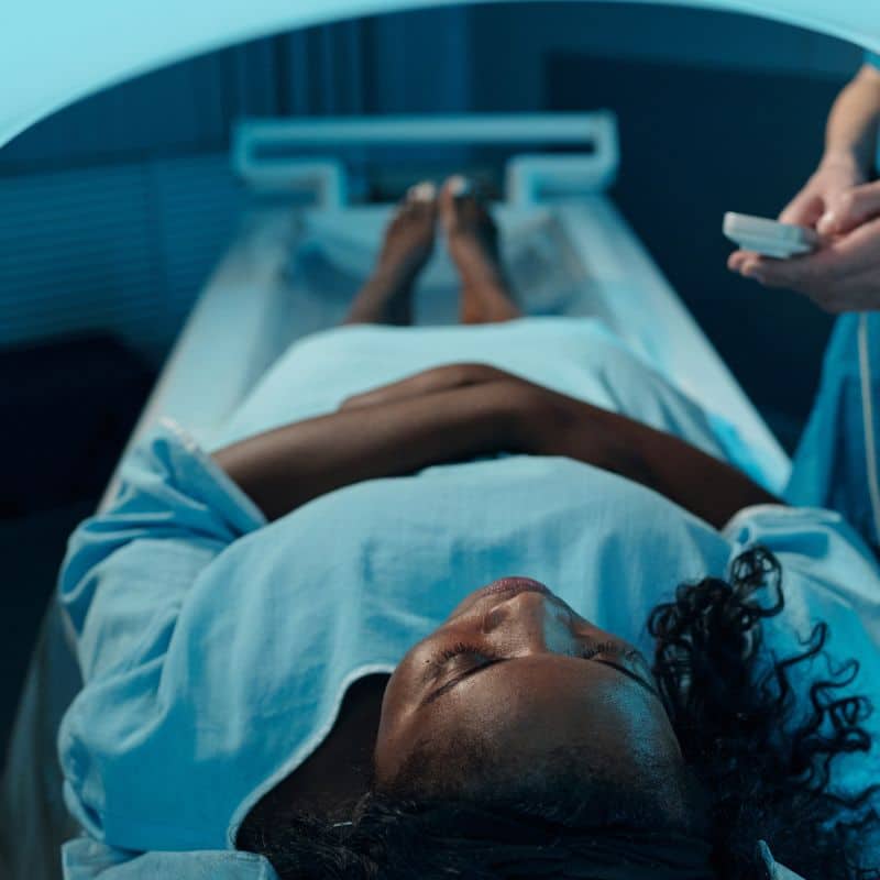 ¿Cuánto cuesta una resonancia magnética por lo privado?